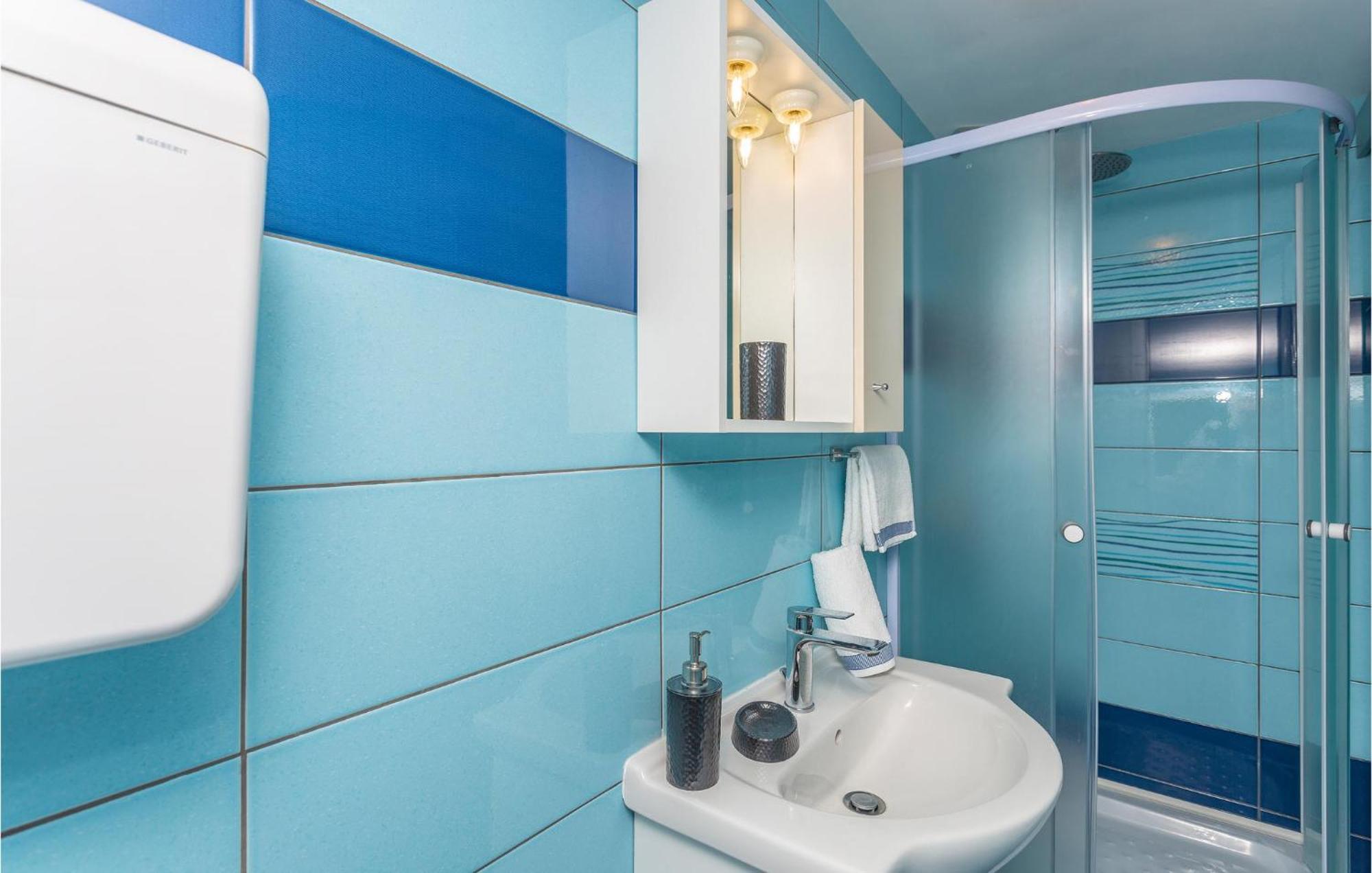 Nice Apartment In Krk With Wifi Рисика Экстерьер фото